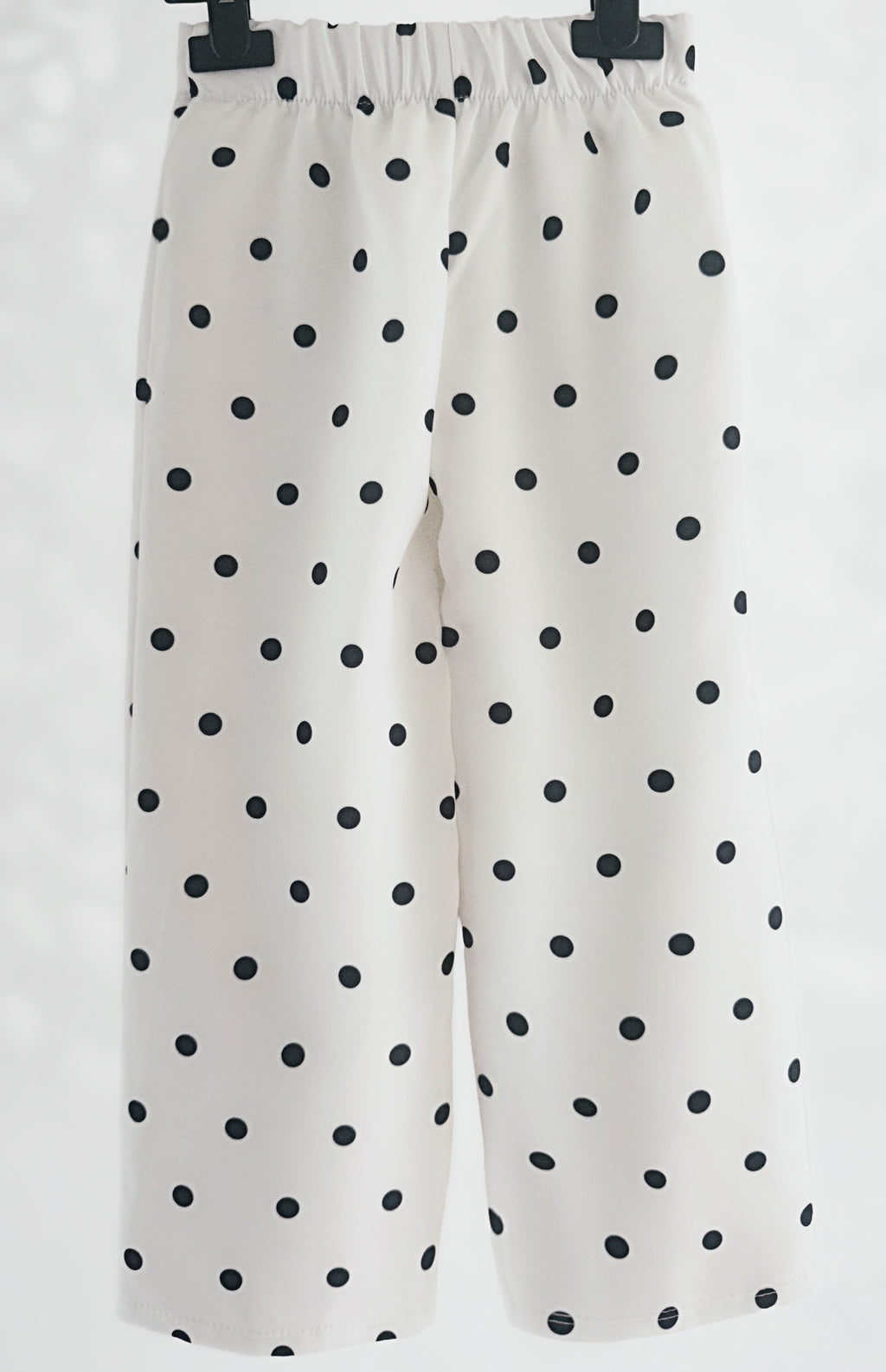 Ensemble à pois